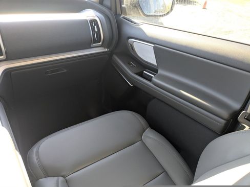 New 2026 Ford Expedition Active image 19