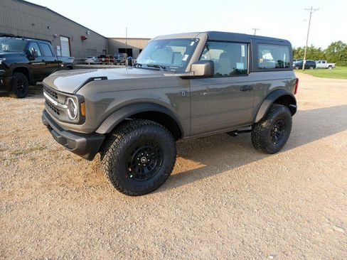 New 2026 Ford Bronco 2-Door w/ Sasquatch Package AWD/4WD image 7