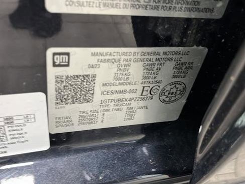 Used 2023 GMC Sierra 1500 SLE AWD/4WD image 27