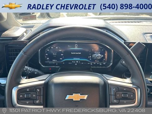 Certified 2025 Chevrolet Silverado 1500 LT AWD/4WD image 10
