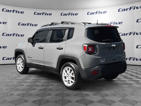 Used 2021 Jeep Renegade Sport w/ Sport Appearance Group AWD/4WD image 3