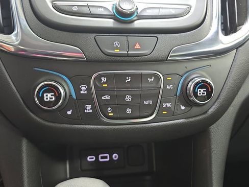 Used 2024 Chevrolet Equinox LT w/ LPO, Floor Liner Package image 24