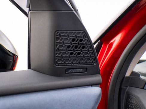 Used 2023 Nissan Ariya image 15