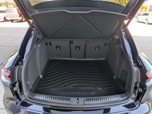New 2026 Porsche Macan S AWD/4WD image 23