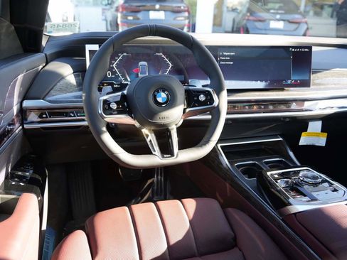 New 2026 BMW 740i w/ Executive Package image 7