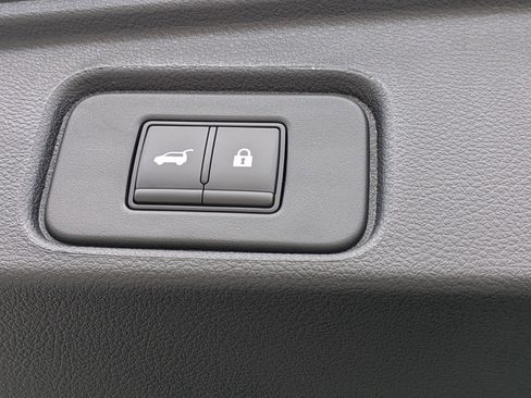 New 2026 Nissan Pathfinder SL FWD image 25