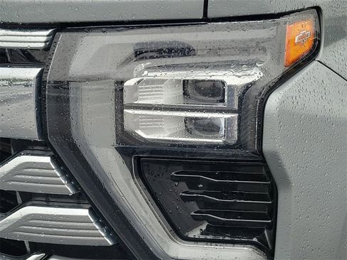 Certified 2024 Chevrolet Silverado 2500 High Country w/ Technology Package image 18