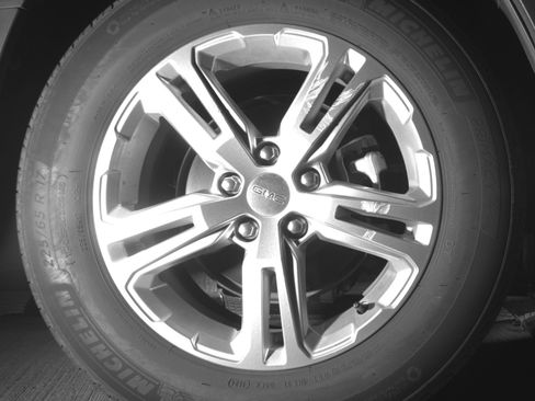 Used 2024 GMC Terrain SLE image 20