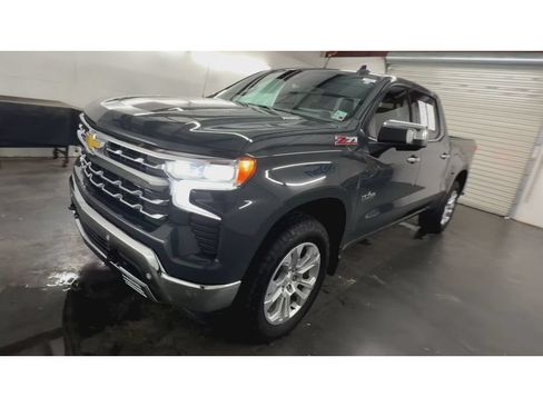Certified 2025 Chevrolet Silverado 1500 LTZ w/ LTZ Premium Texas Edition AWD/4WD image 4