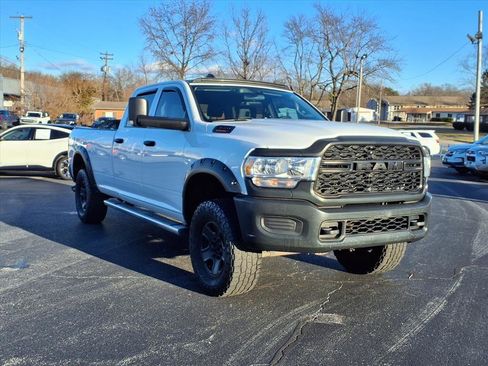 Used 2019 RAM 3500 Tradesman image 28