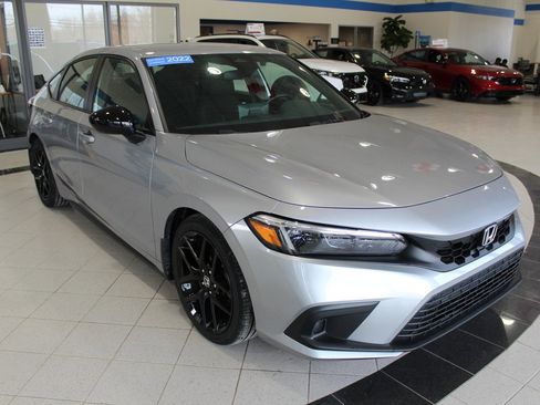 Certified 2022 Honda Civic Sport image 3