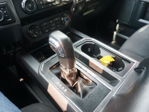 Used 2019 Ford F150 XLT w/ Equipment Group 302A Luxury AWD/4WD image 22