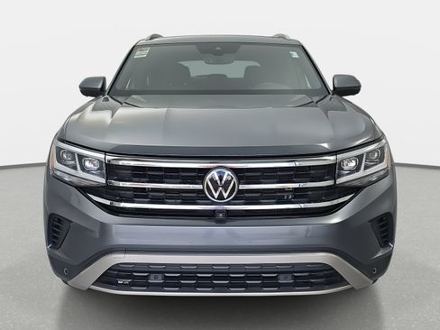 Used 2021 Volkswagen Atlas Cross Sport SEL Premium image 2