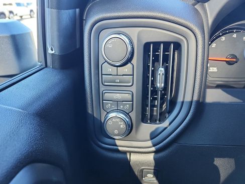 New 2026 GMC Sierra 2500 Pro w/ Convenience Package image 17