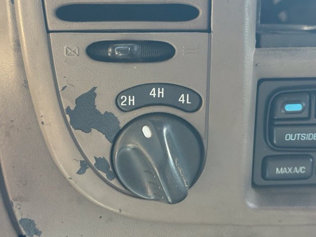 Used 2003 Ford F150 Lariat AWD/4WD image 5