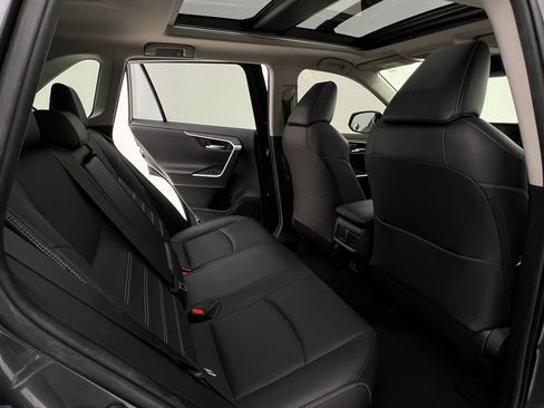 Used 2019 Toyota RAV4 Limited w/ Advanced Technology Package AWD/4WD image 14