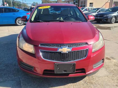Used 2011 Chevrolet Cruze LT image 2