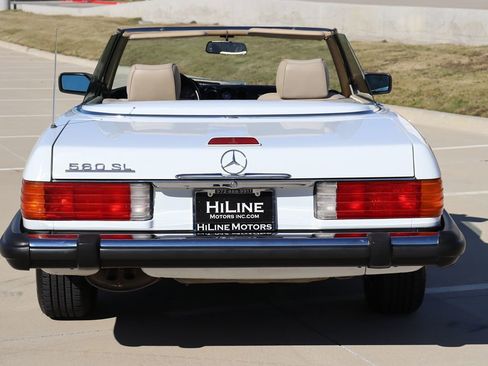 Used 1988 Mercedes-Benz 560 SL image 12