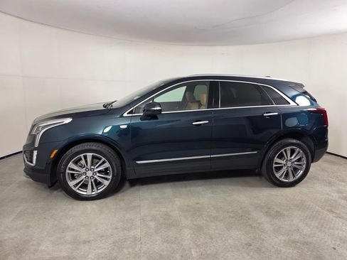 Used 2025 Cadillac XT5 Premium Luxury FWD image 7