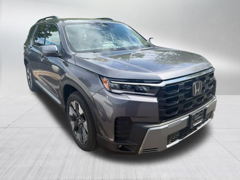 Used 2026 Honda Pilot Elite image 4
