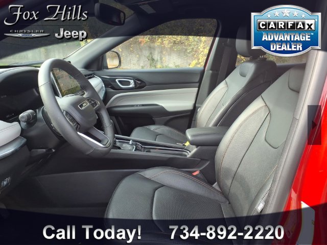 Used 2024 Jeep Compass Limited w/ Elite Group AWD/4WD image 15