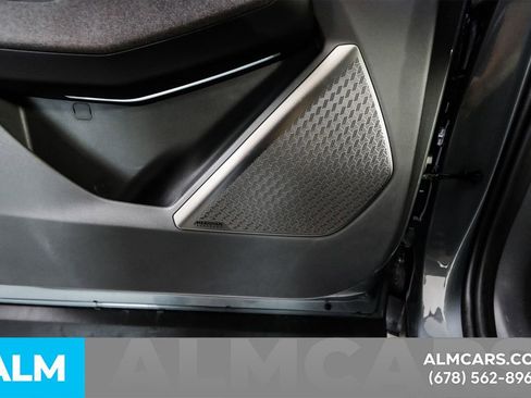 Used 2024 Kia EV9 Land image 55