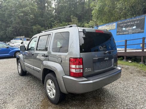Used 2012 Jeep Liberty Sport w/ Popular Equipment Group AWD/4WD image 9