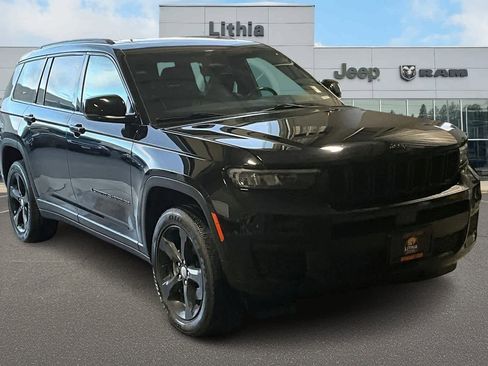 Used 2021 Jeep Grand Cherokee L Laredo image 22