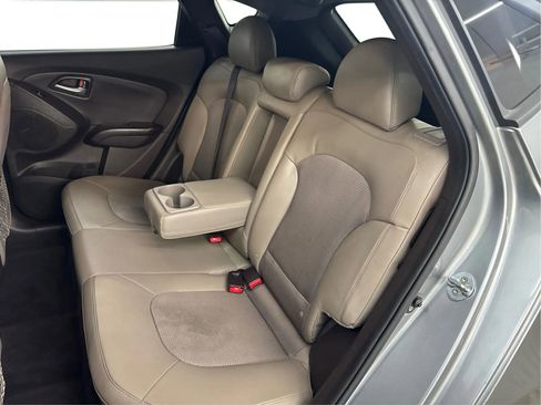 Used 2015 Hyundai Tucson SE image 14