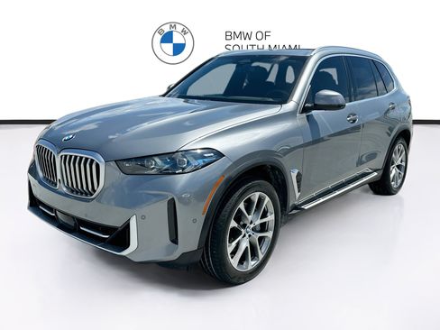 Used 2025 BMW X5 sDrive40i w/ Climate Comfort Package RWD image 3