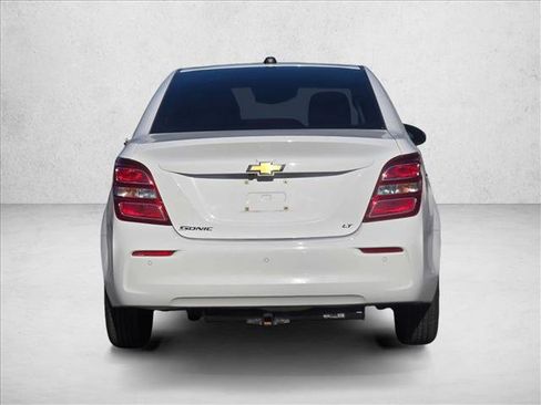 Used 2020 Chevrolet Sonic LT w/ Convenience Package image 7