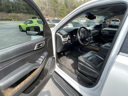 Used 2018 GMC Yukon Denali RWD image 15