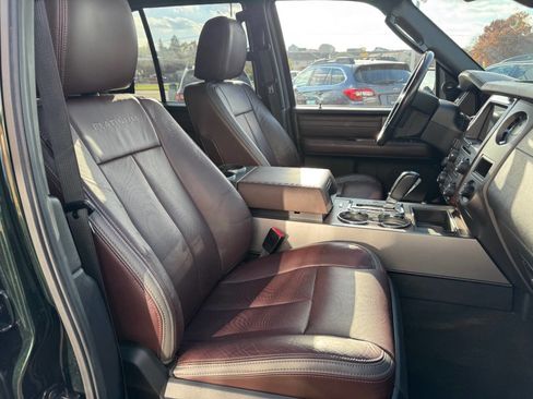 Used 2016 Ford Expedition EL Platinum image 22