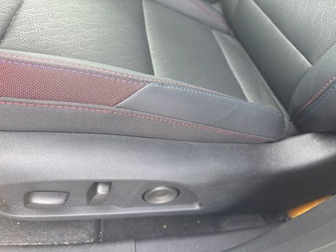 Used 2026 Chevrolet Equinox RS FWD image 7