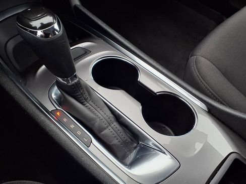 Used 2019 Chevrolet Malibu LT image 22