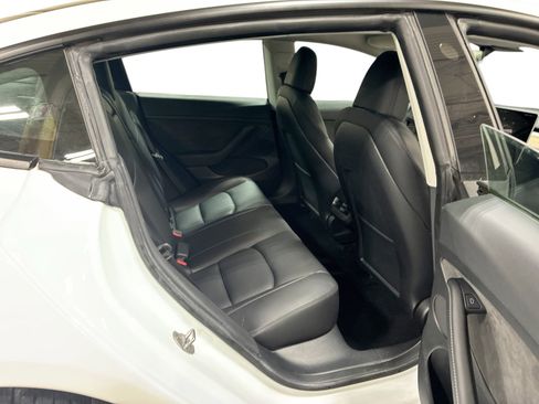 Certified 2023 Tesla Model 3 Standard Range RWD image 11