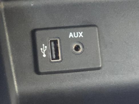 Used 2017 Nissan Altima 2.5 SV w/ Convenience Package image 6