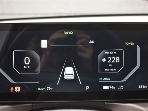 Certified 2026 Kia EV9 Light image 17