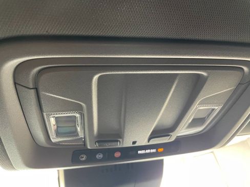 Used 2022 GMC Sierra 1500 Elevation image 38