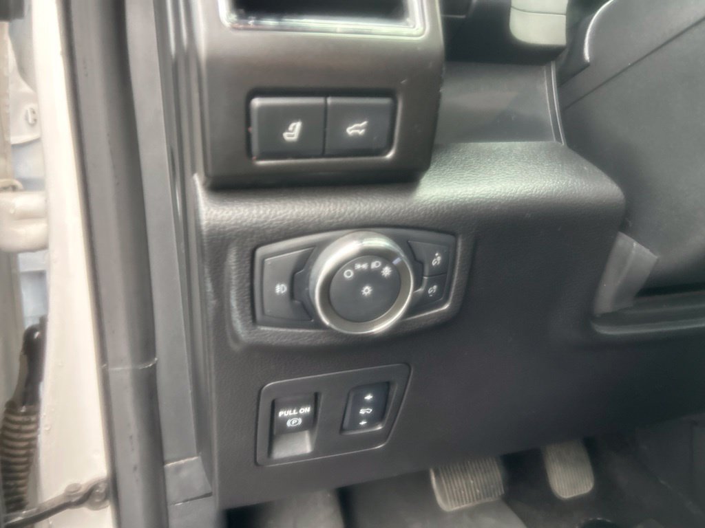 Used 2018 Ford Expedition Max Limited w/ Equipment Group 301A AWD/4WD image 23