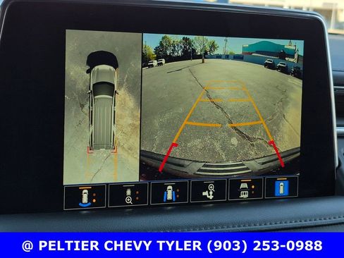 Used 2022 Chevrolet Tahoe Z71 w/ Luxury Package image 25