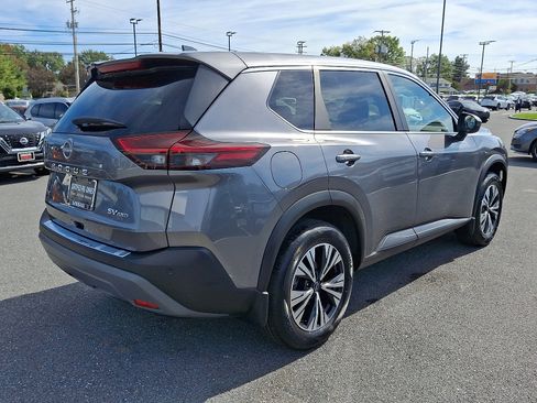 Certified 2023 Nissan Rogue SV image 8