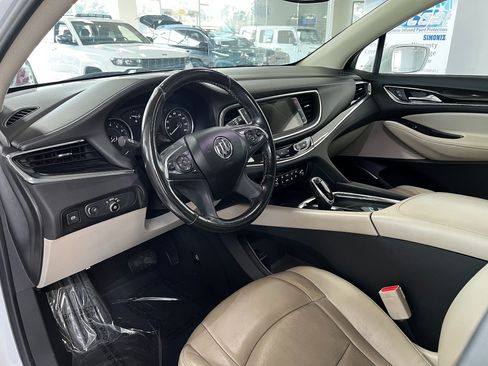 Used 2019 Buick Enclave Premium w/ Experience Buick Package AWD/4WD image 9