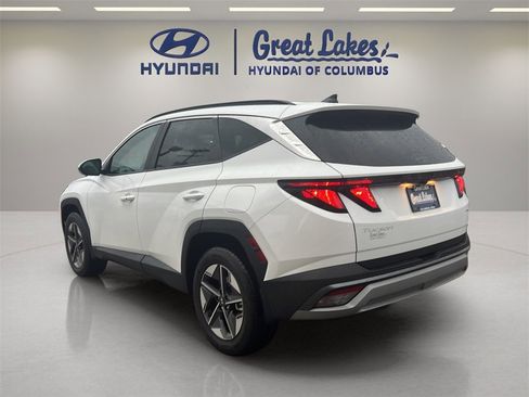 Certified 2026 Hyundai Tucson SEL image 3