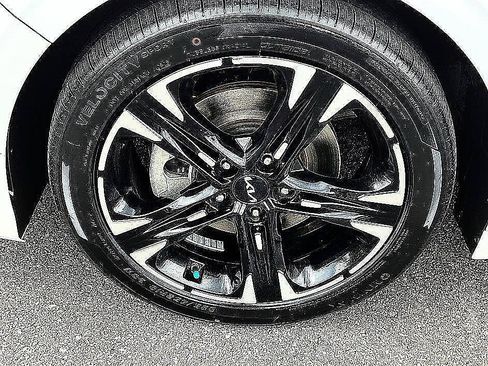 Used 2022 Kia K5 GT-Line w/ GT-Line FWD Premium Package image 9