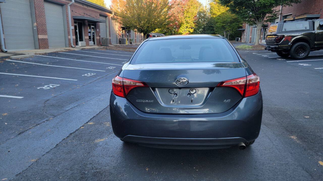 Used 2017 Toyota Corolla LE FWD image 7