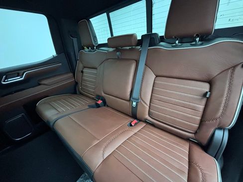 New 2026 GMC Sierra 1500 Denali Ultimate w/ LPO, Black Badging Package image 47