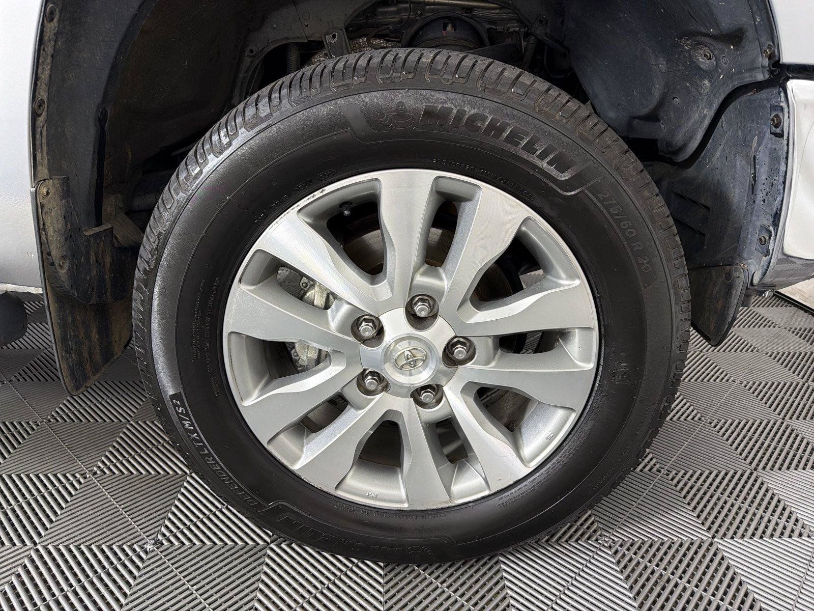 Used 2014 Toyota Tundra Limited w/ Limited Premium Package AWD/4WD image 10
