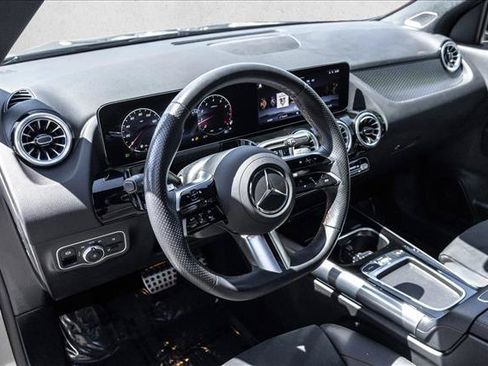 Used 2024 Mercedes-Benz GLA 250 4MATIC image 10