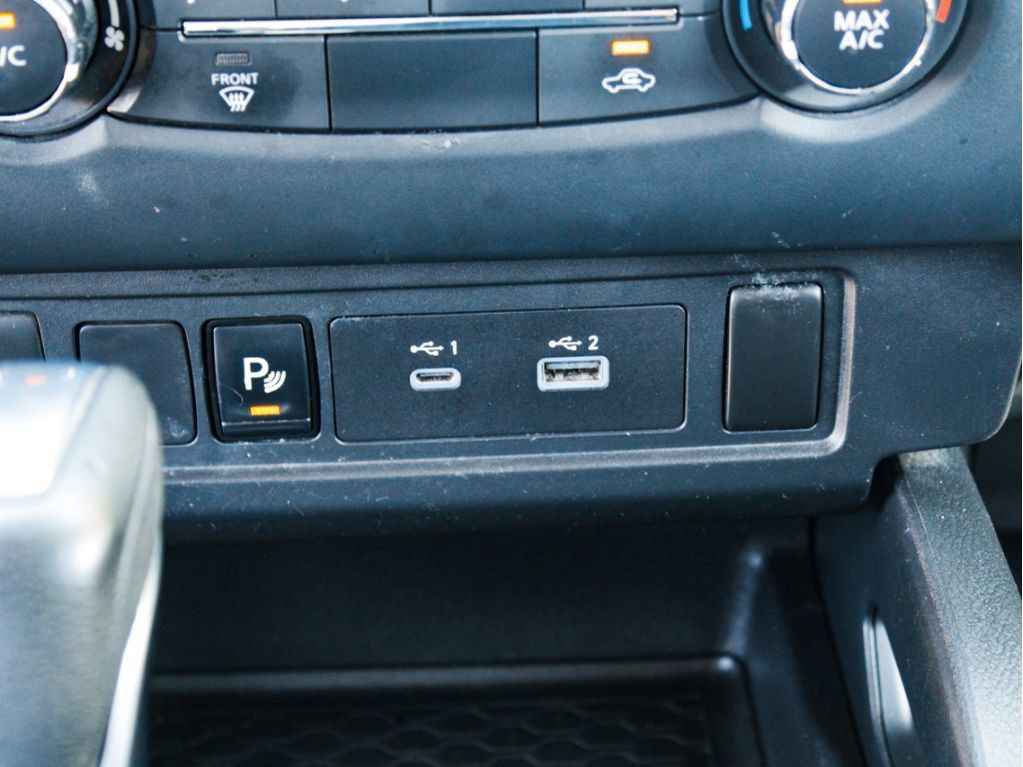 Used 2022 Nissan Frontier S w/ Technology Package RWD image 18